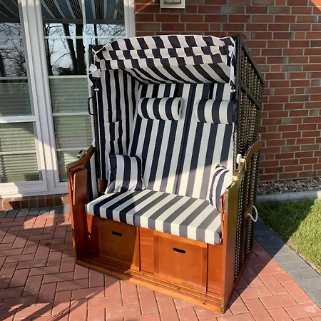 Waikiki Hilgenriedersiel